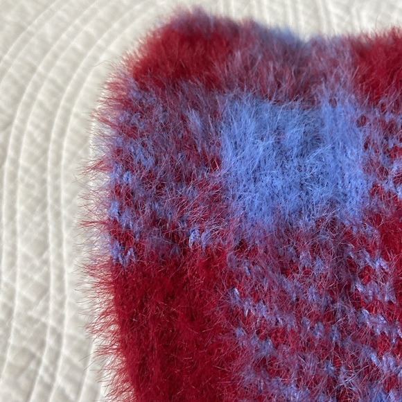 Urban Outfitters Juno Fuzzy Bucket Hat Checkered Plaid Blue Red One Size NEW - Picture 4 of 13